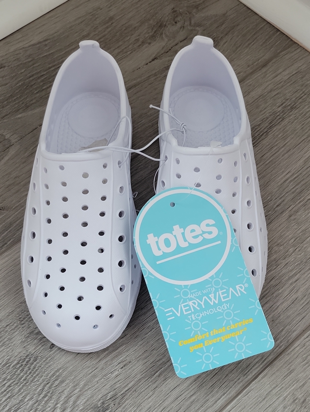 Totes Unisex Everywear Lightweight Waterproof Clog Sandal White 11-12T NWT